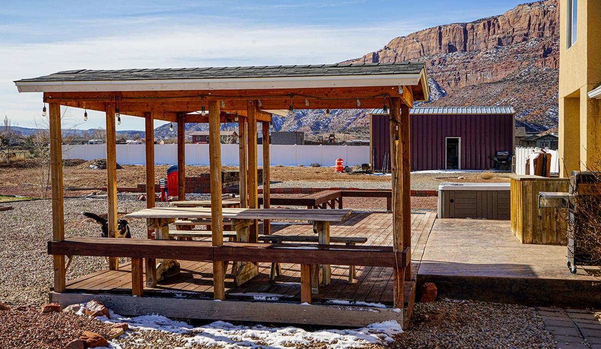 Moab Desert Home, 4 Bedroom Private House, Sleeps 10, Pet Friendly ภายนอก รูปภาพ