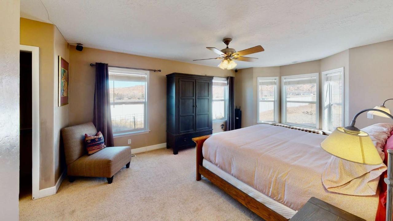 Moab Desert Home, 4 Bedroom Private House, Sleeps 10, Pet Friendly ภายนอก รูปภาพ